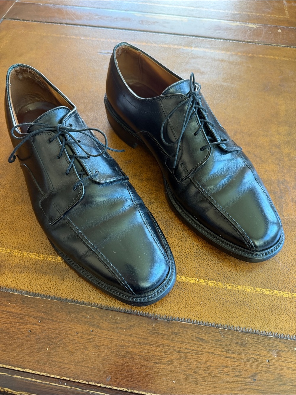 Allen Edmonds Black Split-Toe  Lace-Up Shoes